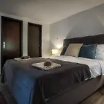 Beautiful For Two With A Pool
