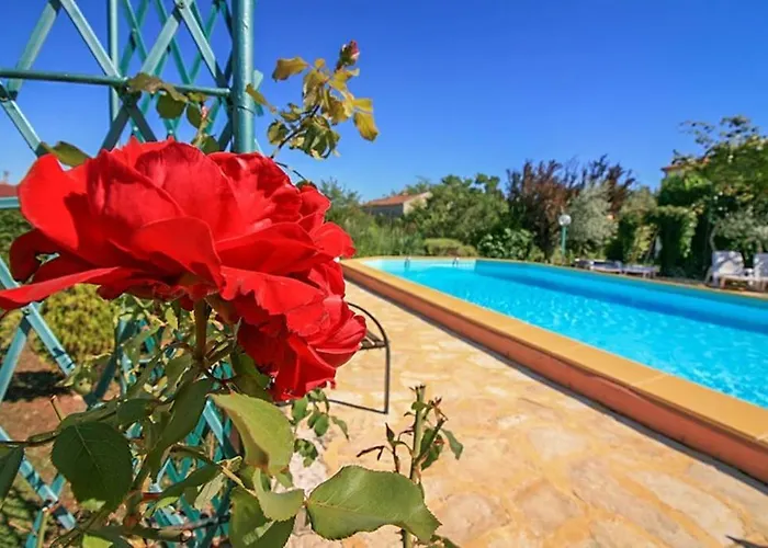 Beautiful For Two With A Pool 3* Rovinjsko Selo