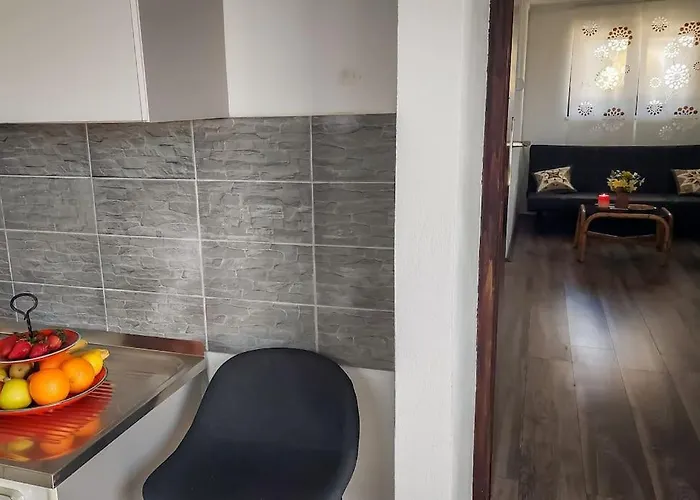 Appart hôtel Beautiful For Two With A Pool