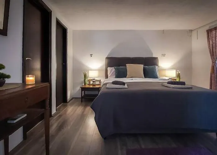 Beautiful For Two With A Pool Apartahotel 3*