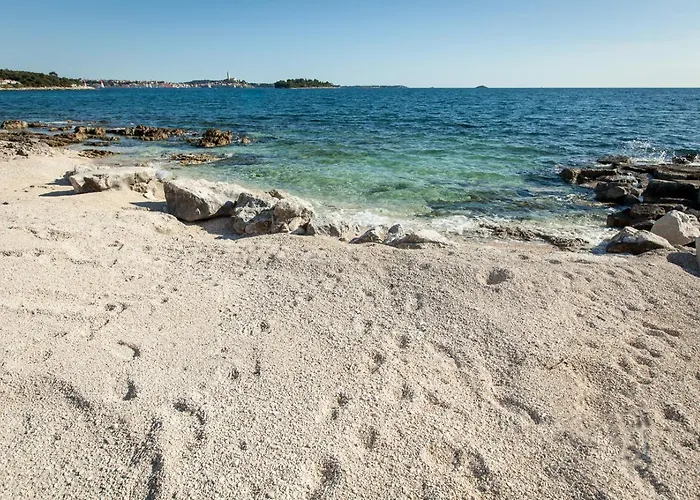 Beautiful For Two With A Pool 3*